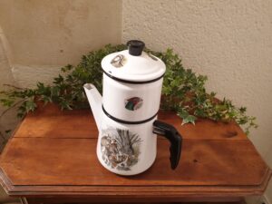 Cafetière filtre émaillée – Image 3