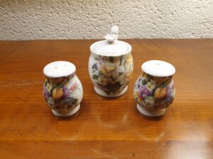 Ménagère ancienne en porcelaine – Image 5