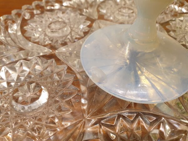 Vase soliflore en opaline Italienne – Image 4