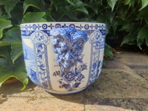 Cache-pot Gien 1900