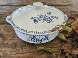 Soupière ancienne St Amand