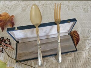 Service salade ancien